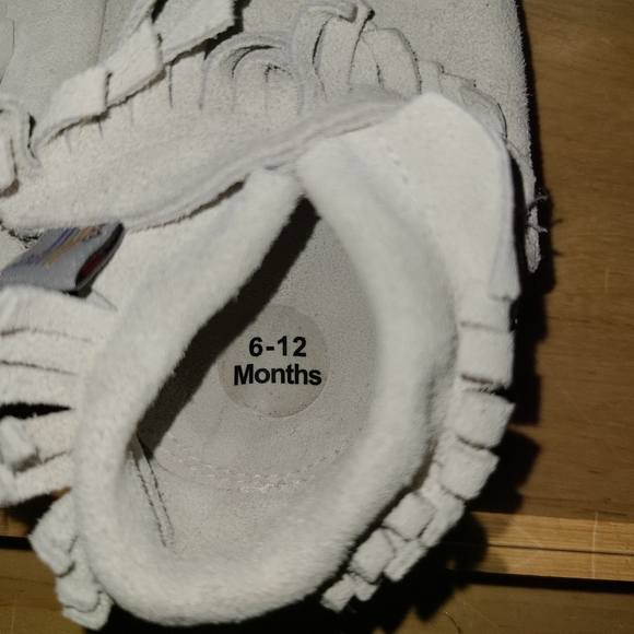 Project Five Suede Baby Moccasins - Picture 8 of 12